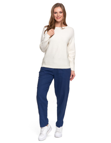 Swetry - Sweter damski dzianinowy z wiskozy o luźnym kroju BIAŁY - produkt 5